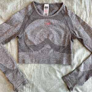 Gymshark top
